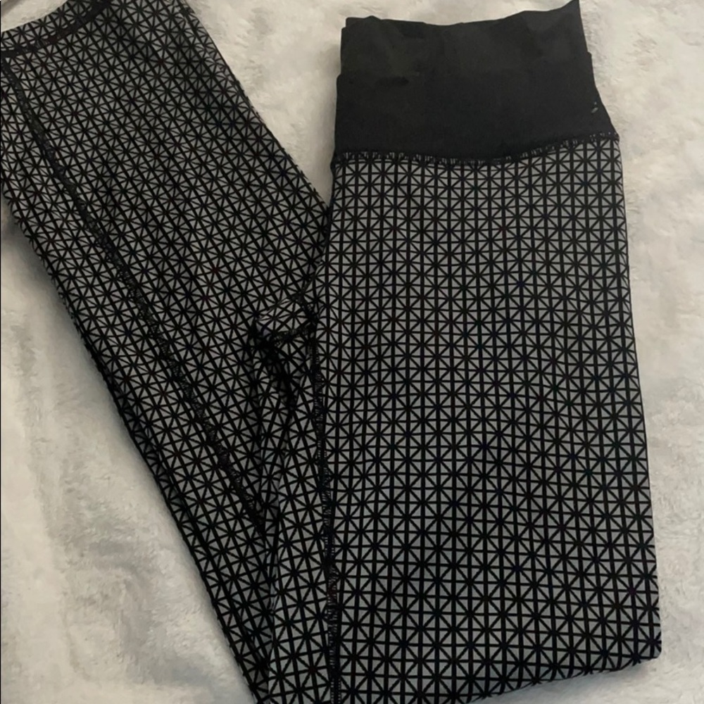 Lululemon straight fit yoga pants